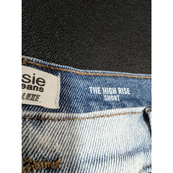 Kensie The Short High-Rise Jean Denim Women's Size 8 ***Pert measurements*** - Picture 4 of 5